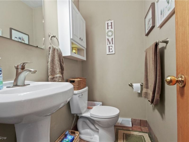 391 Centennial Drive, Vienna, OH 44473 Photo 15