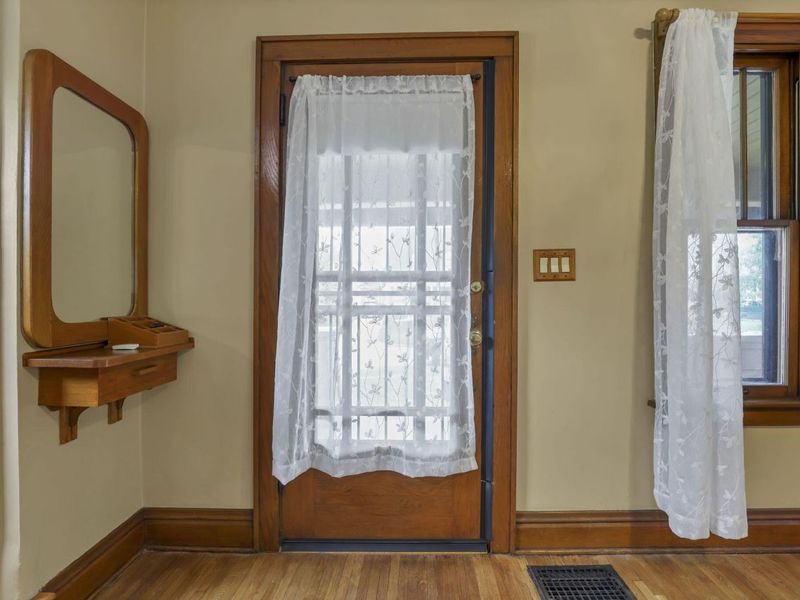 77 S Brinker Avenue, Columbus, OH 43204 Photo 12