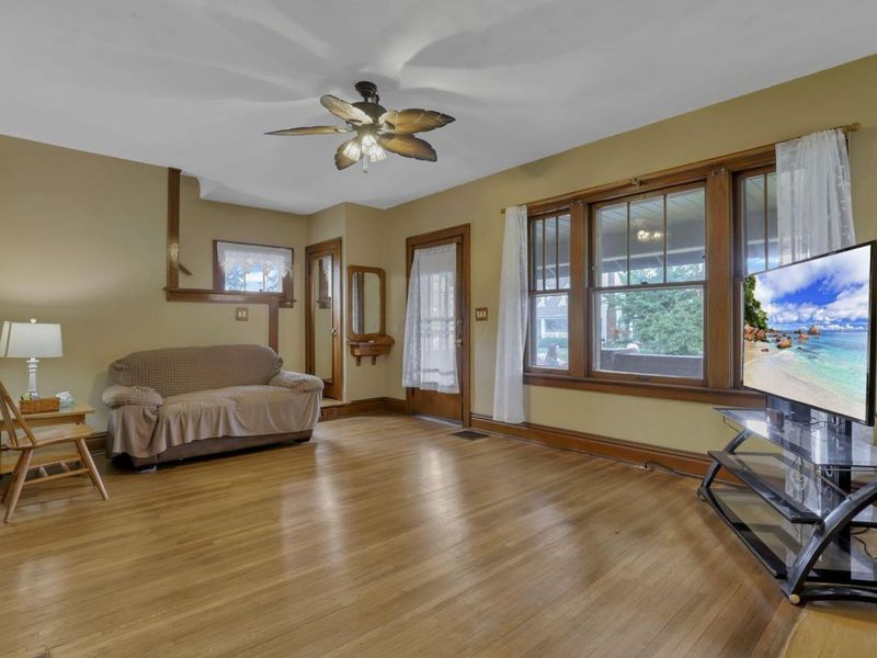 77 S Brinker Avenue, Columbus, OH 43204 Photo 15