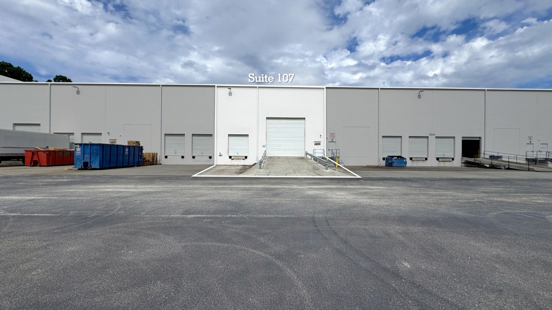 8351 Palmetto Commerce Parkway Photo 15