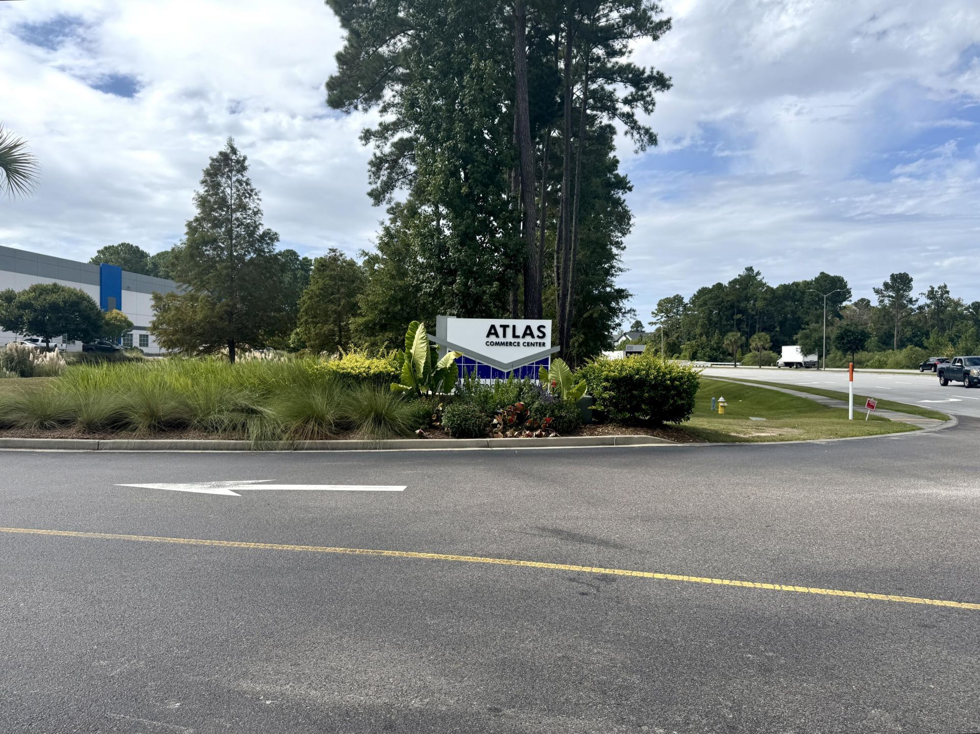 8351 Palmetto Commerce Parkway Photo 16