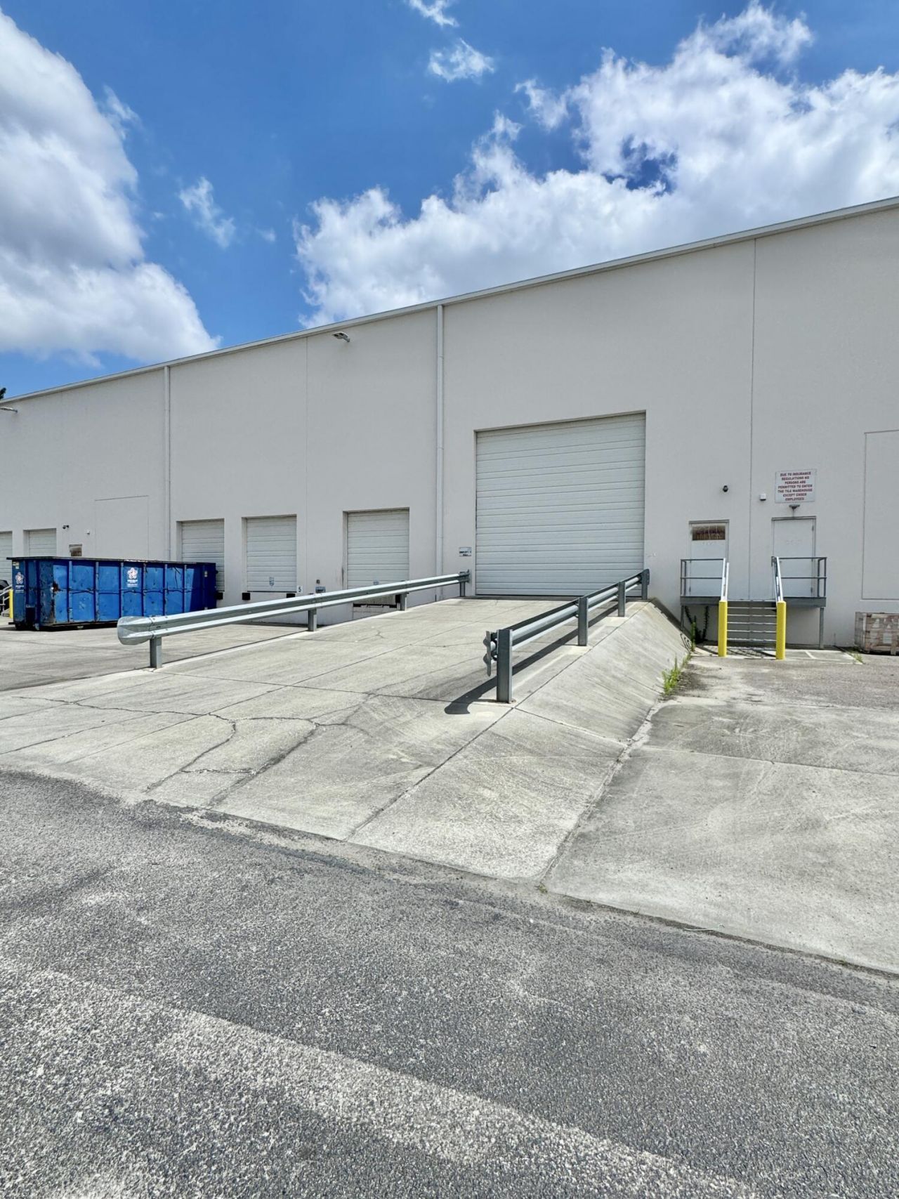 8351 Palmetto Commerce Parkway Photo 20