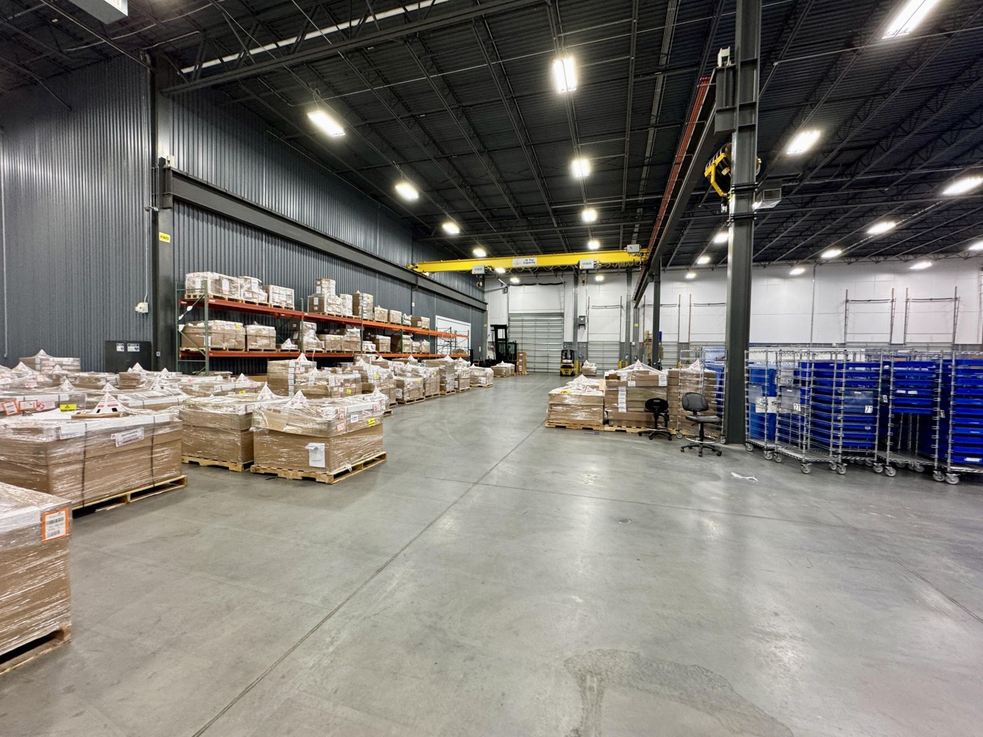 8351 Palmetto Commerce Parkway Photo 4