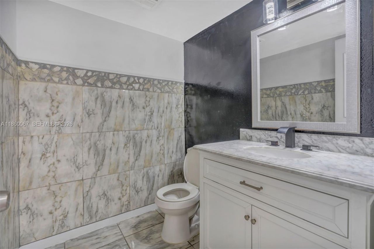 94 Pleasant Hill Ln, Tamarac, FL 33319 Photo