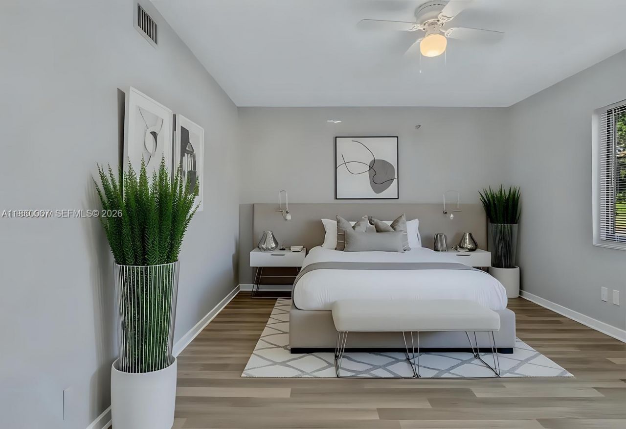 94 Pleasant Hill Ln, Tamarac, FL 33319 Photo