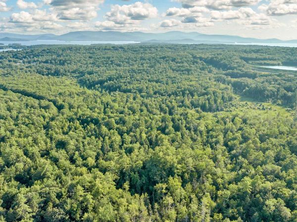 290 Pine Hill Road, Wolfeboro, NH 03894