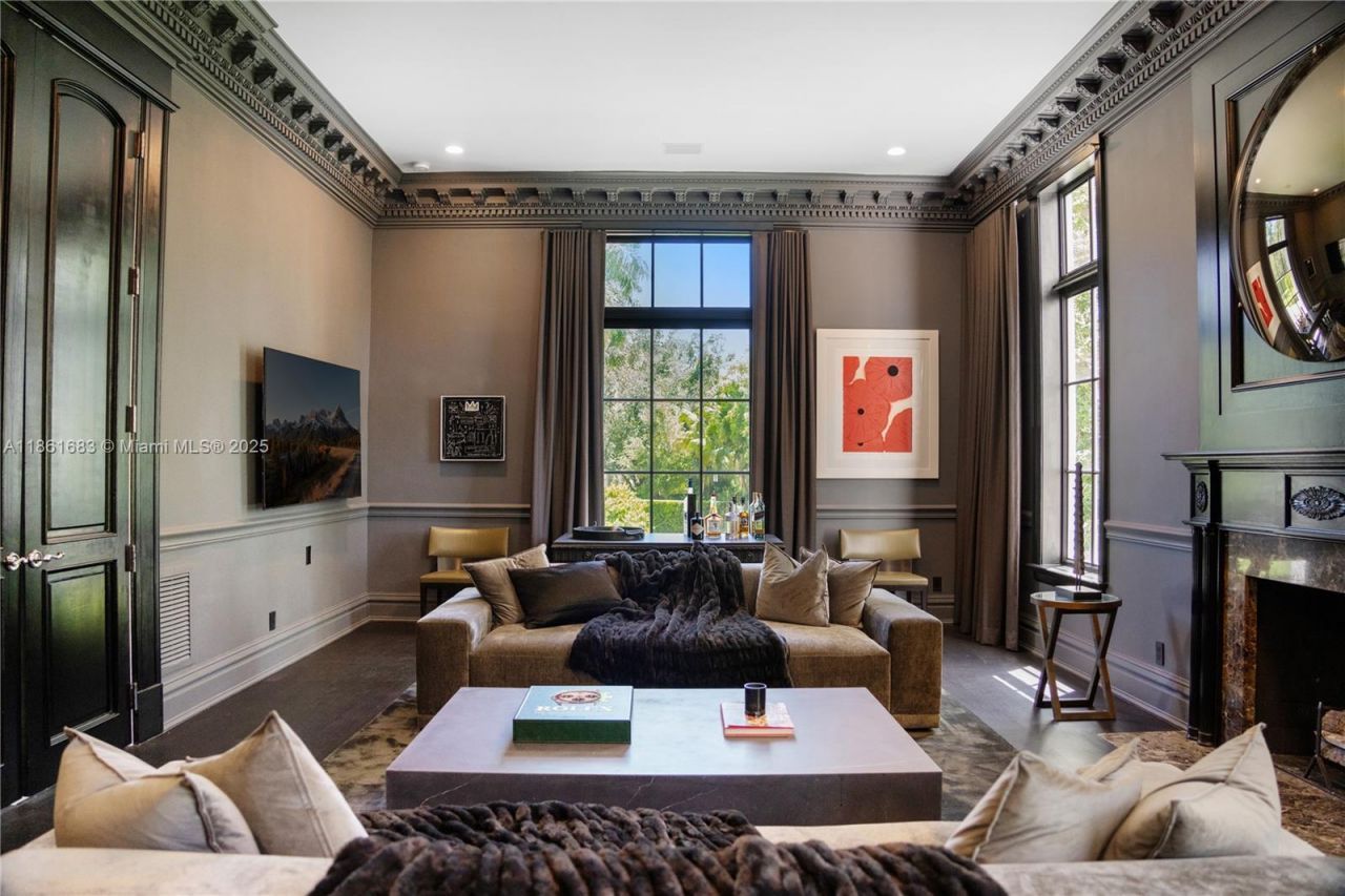 26 Tahiti Beach Island Rd, Coral Gables, FL 33143 Photo