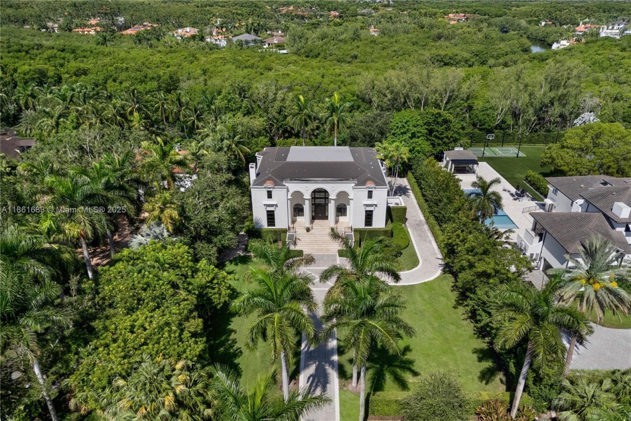 26 Tahiti Beach Island Rd, Coral Gables, FL 33143 Photo