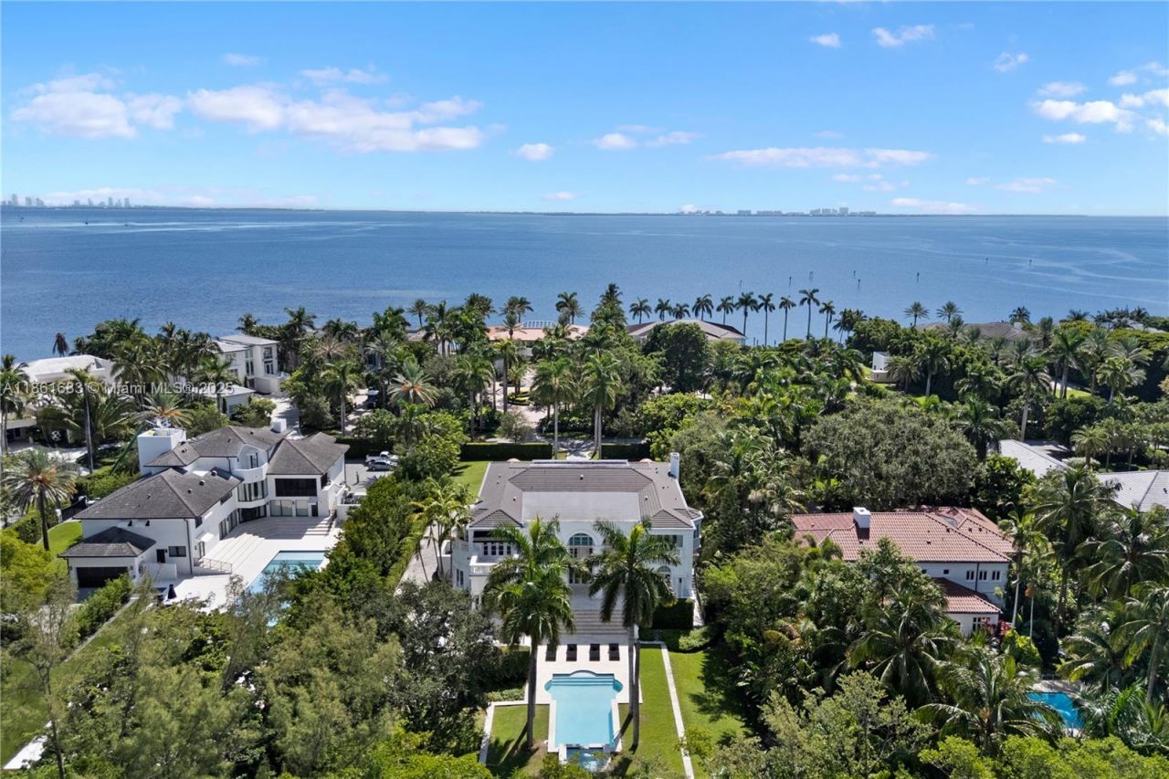 26 Tahiti Beach Island Rd, Coral Gables, FL 33143 Photo