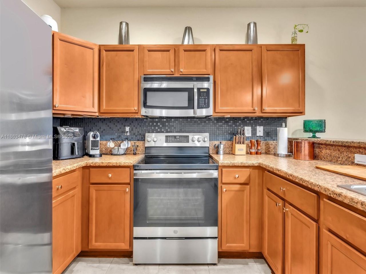 8926 W 35th Ct, Hialeah, FL 33018 Photo