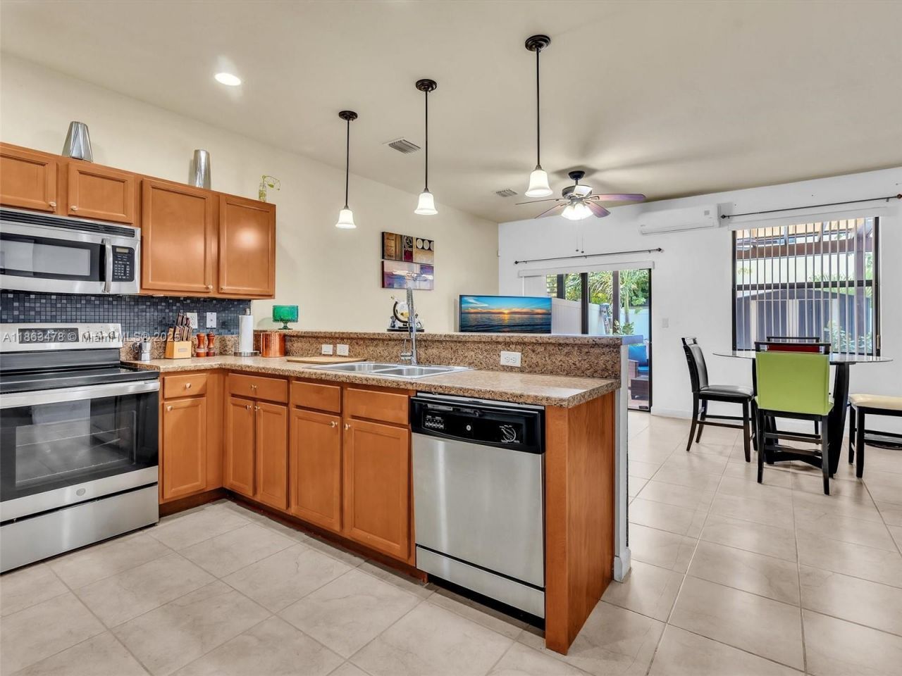 8926 W 35th Ct, Hialeah, FL 33018 Photo