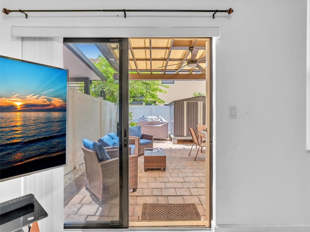 8926 W 35th Ct, Hialeah, FL 33018 Photo