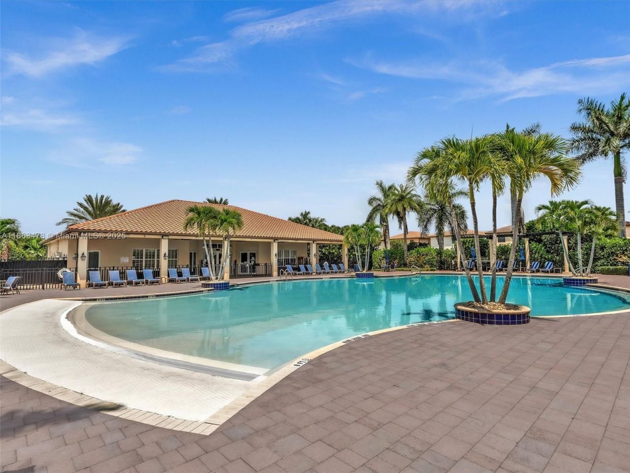 8926 W 35th Ct, Hialeah, FL 33018 Photo