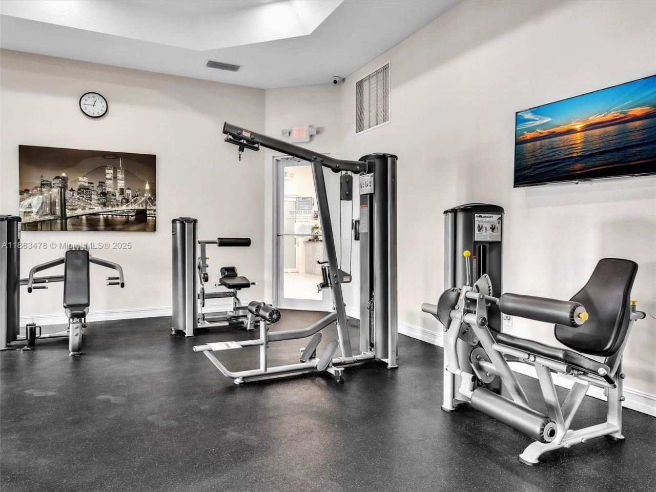 8926 W 35th Ct, Hialeah, FL 33018 Photo