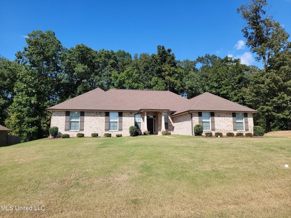 9598 Nielsen Drive, Olive Branch, MS 38654