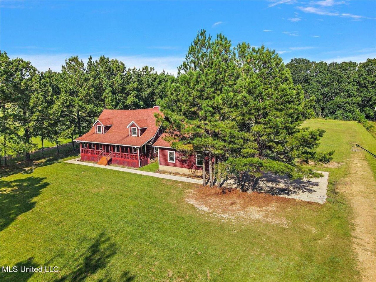 126 Parks Road, Jackson, MS 39212 Main Photo