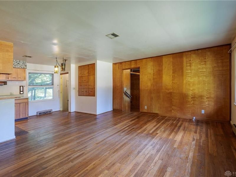 1302 Shawnee Drive, Yellow Springs, OH 45387 Photo 7