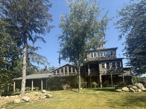 781 Hopkins Road, Lyons, MI 48851