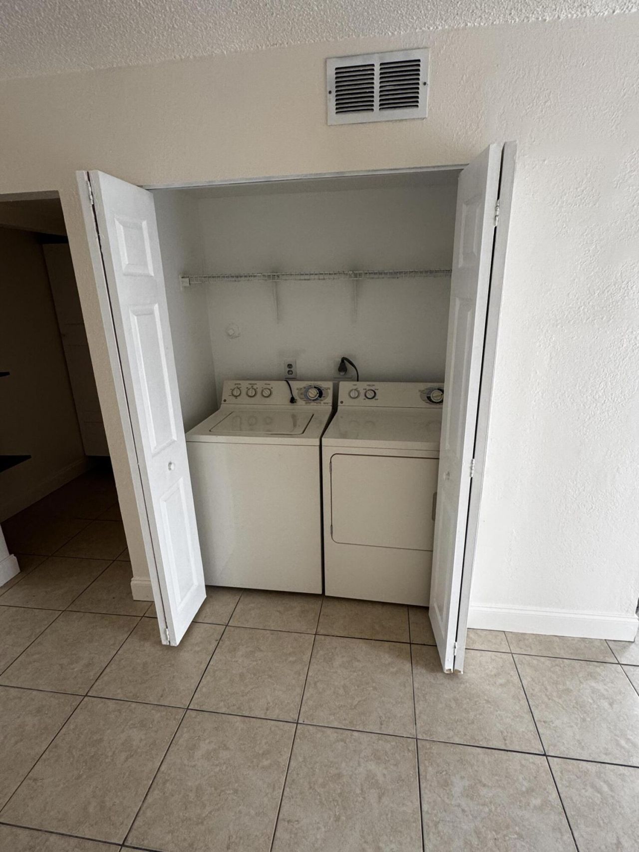 1641 W 27th Street, Unit D, Riviera Beach, FL 33404 Photo