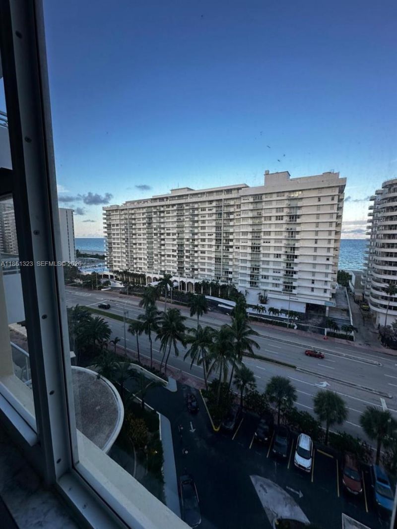 5600 Collins Ave, Unit 11W, Miami Beach, FL 33140 Photo