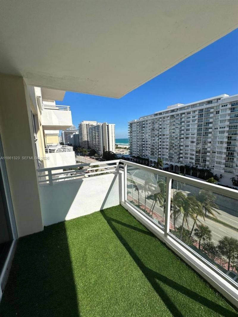 5600 Collins Ave, Unit 11W, Miami Beach, FL 33140 Photo