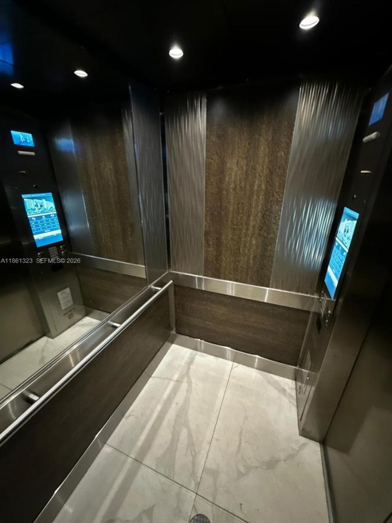 5600 Collins Ave, Unit 11W, Miami Beach, FL 33140 Photo