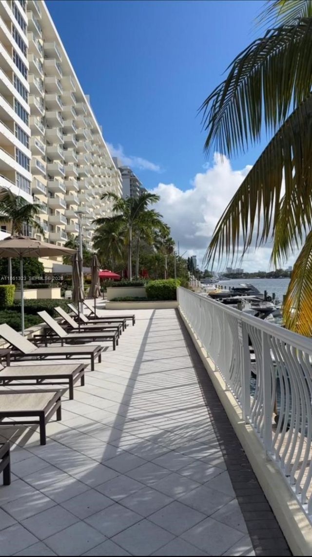 5600 Collins Ave, Unit 11W, Miami Beach, FL 33140 Photo