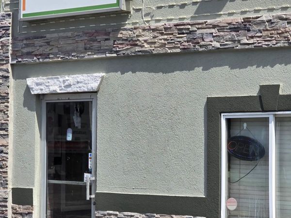 21001 Middlebelt Road, New Boston, MI 48164