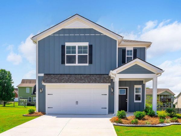 8104 Watercolour Lane, Ooltewah, TN 37363