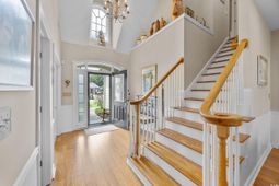 463 Springlake Dr. photo 4