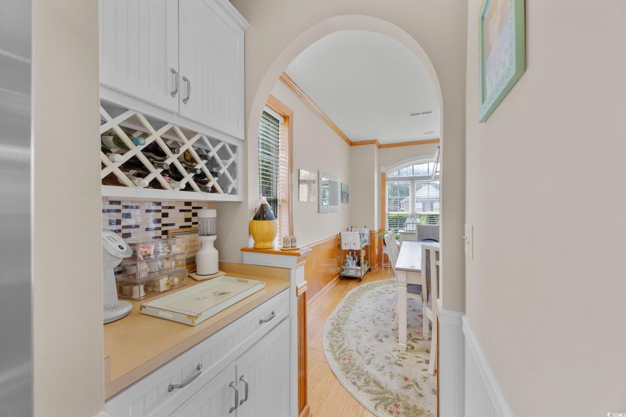 463 Springlake Dr. Photo 9