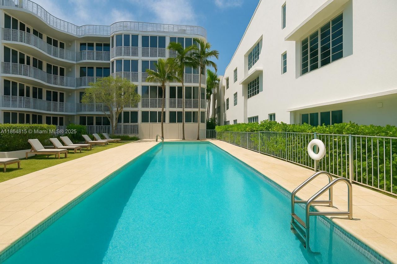 435 21st St, Unit 303, Miami Beach, FL 33139 Photo