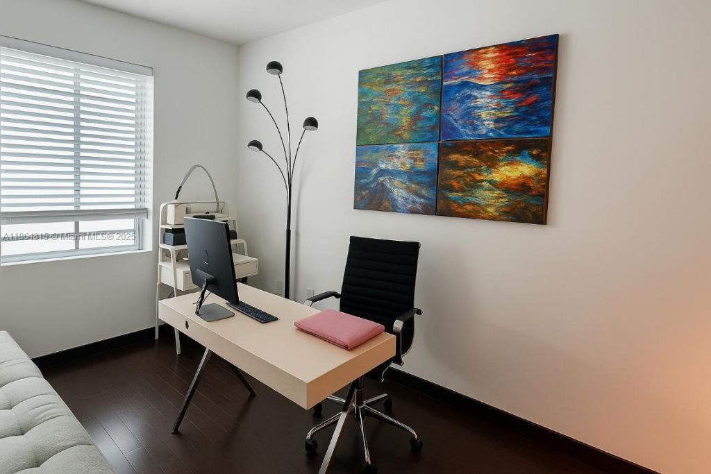 435 21st St, Unit 303, Miami Beach, FL 33139 Photo