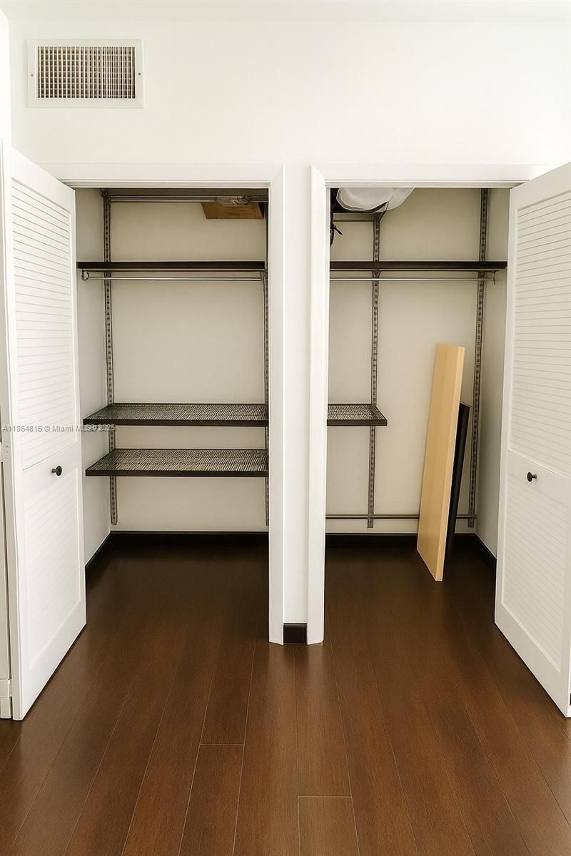 435 21st St, Unit 303, Miami Beach, FL 33139 Photo