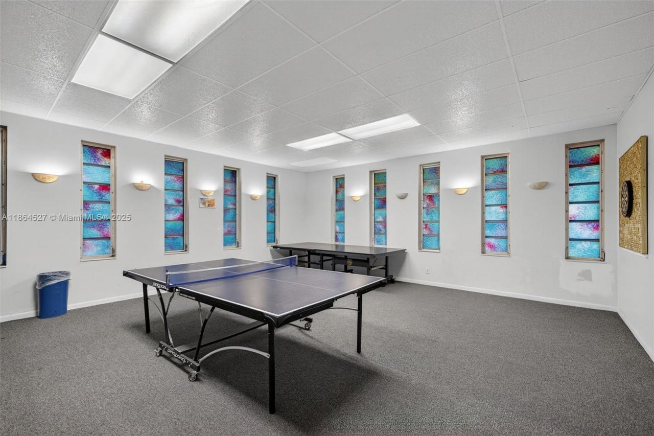 5001 NW 34th St, Unit 304, Lauderdale Lakes, FL 33319 Photo