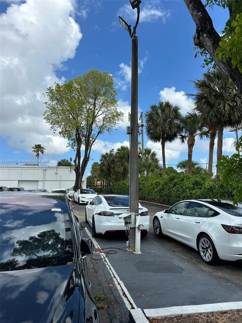 Xxx N State Road 7, Plantation, FL 33317 Photo