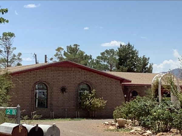28 E COCHISE Way, Cochise, AZ 85606