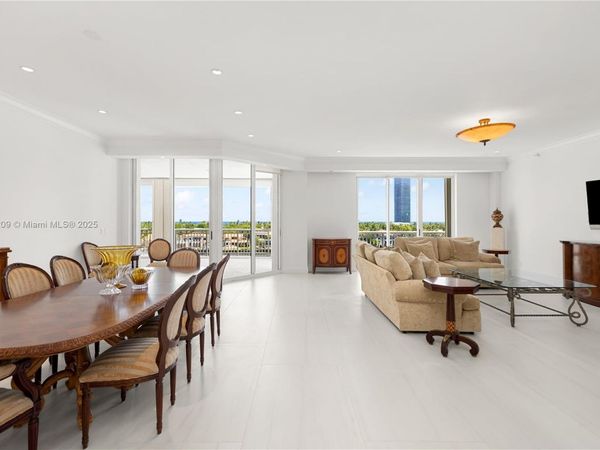 19925 NE 39th Pl, Unit 603, Aventura, FL 33180