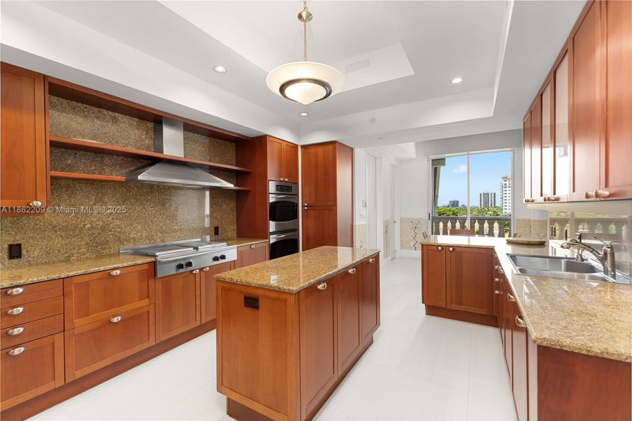 19925 NE 39th Pl, Unit 603, Aventura, FL 33180 Photo