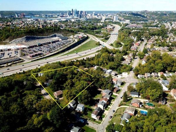 1 Baum & Burnet, Woodlawn, KY 41071