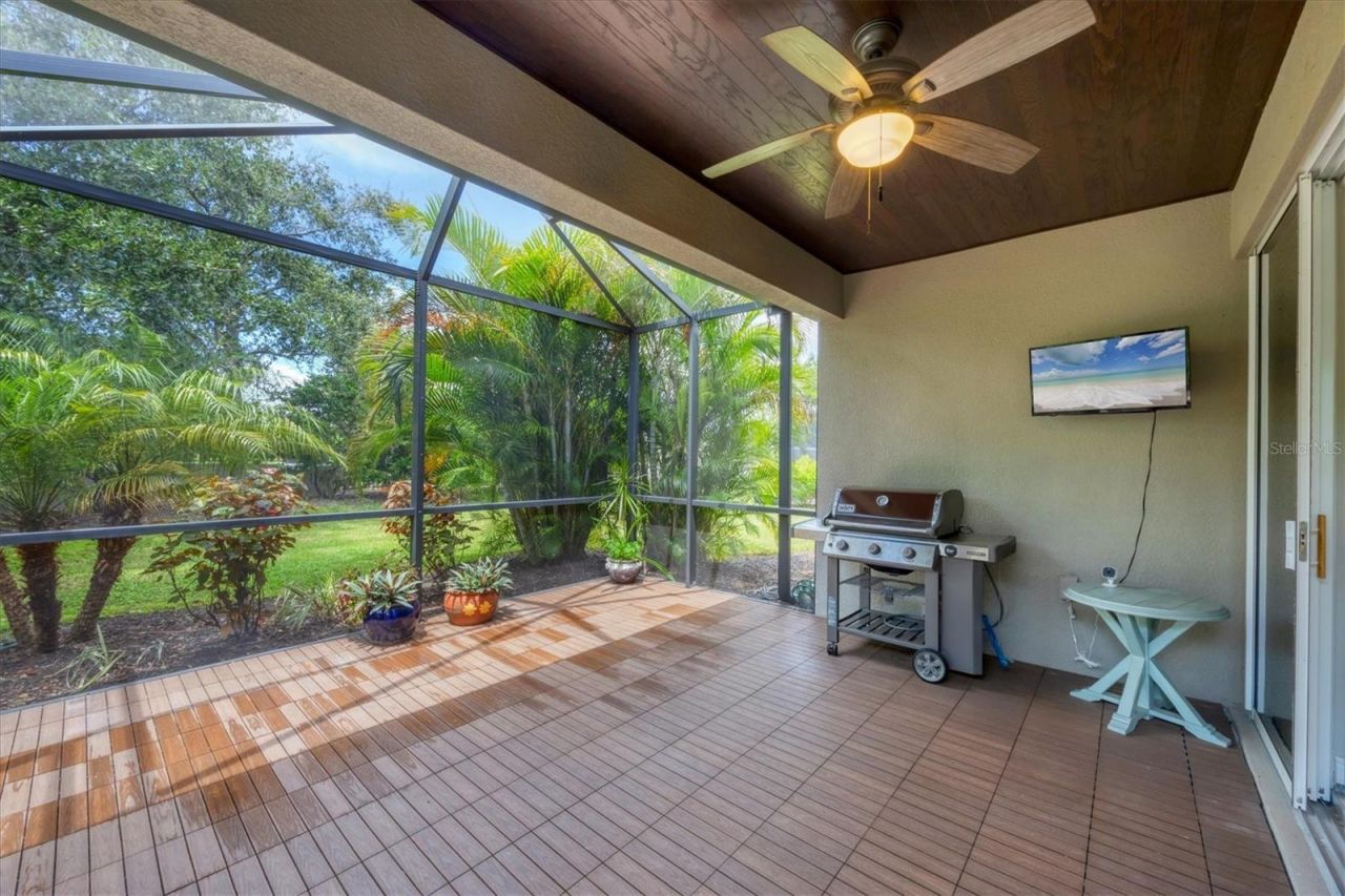 6964 White Willow Court, Sarasota, FL 34243 Photo