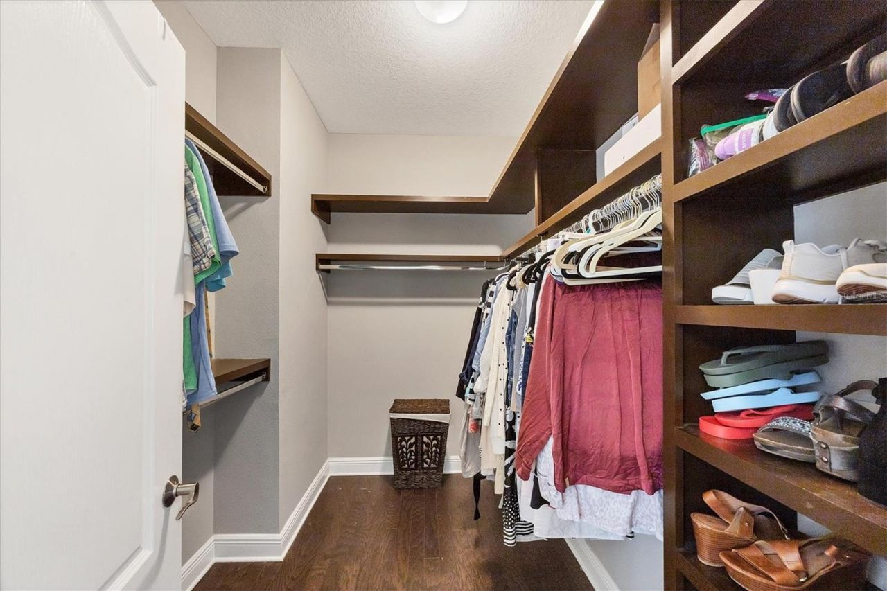 6964 White Willow Court, Sarasota, FL 34243 Photo