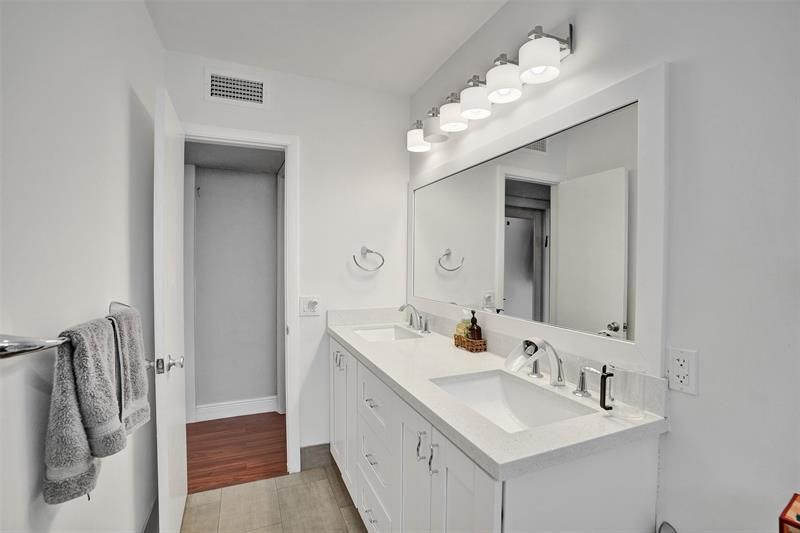 3991 N 41st Court, Hollywood, FL 33021 Photo