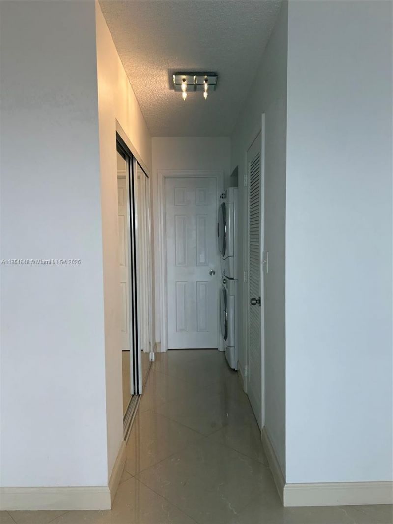 3800 S Ocean Dr, Unit 1823, Hollywood, FL 33019 Photo