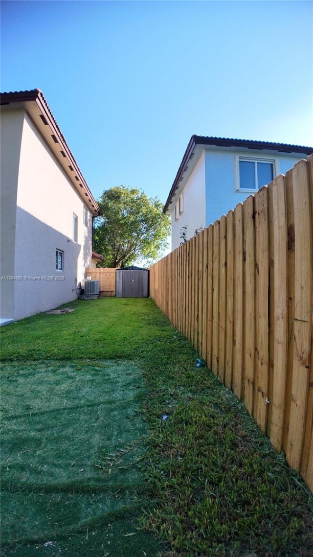 2558 NE 41st Ave, Homestead, FL 33033 Photo