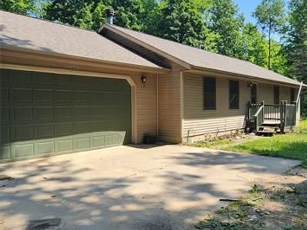 2288 Nimrod Road, Traverse City, MI 49685