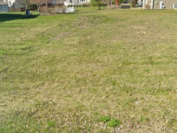 512 Bennett Drive, North Aurora, IL 60542