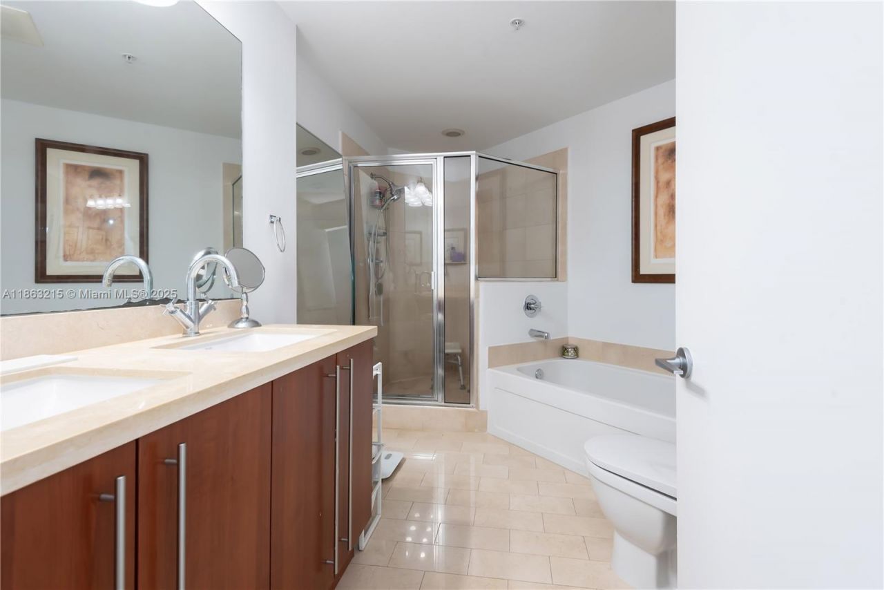 1111 SW 1st Ave, Unit 3125-N, Miami, FL 33130 Photo