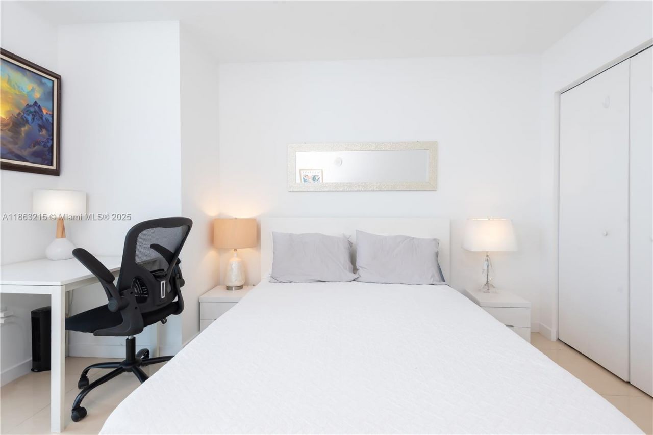 1111 SW 1st Ave, Unit 3125-N, Miami, FL 33130 Photo