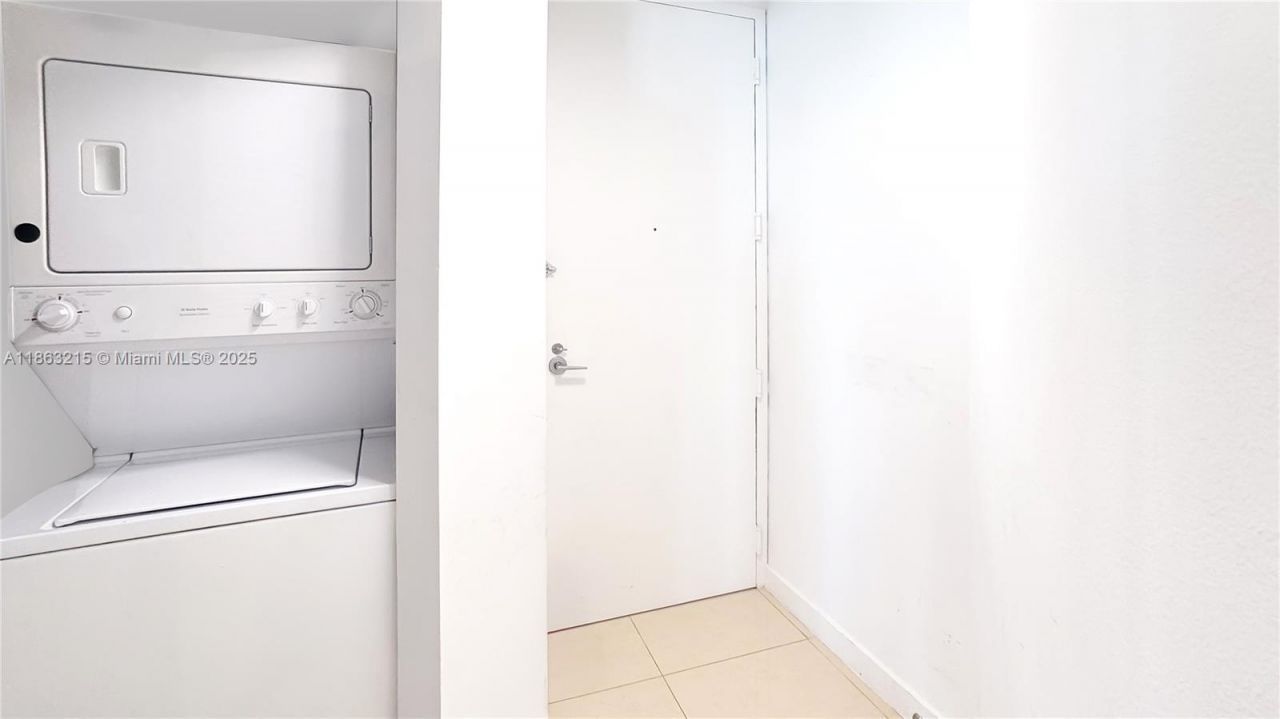 1111 SW 1st Ave, Unit 3125-N, Miami, FL 33130 Photo